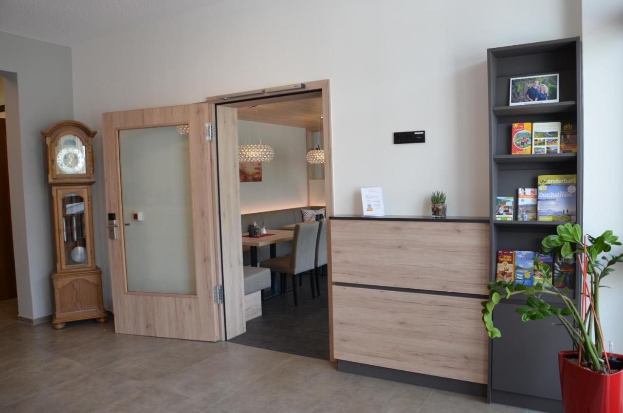 Flair Hotel Am Rosenhuegel - Garni Κόχεμ Εξωτερικό φωτογραφία