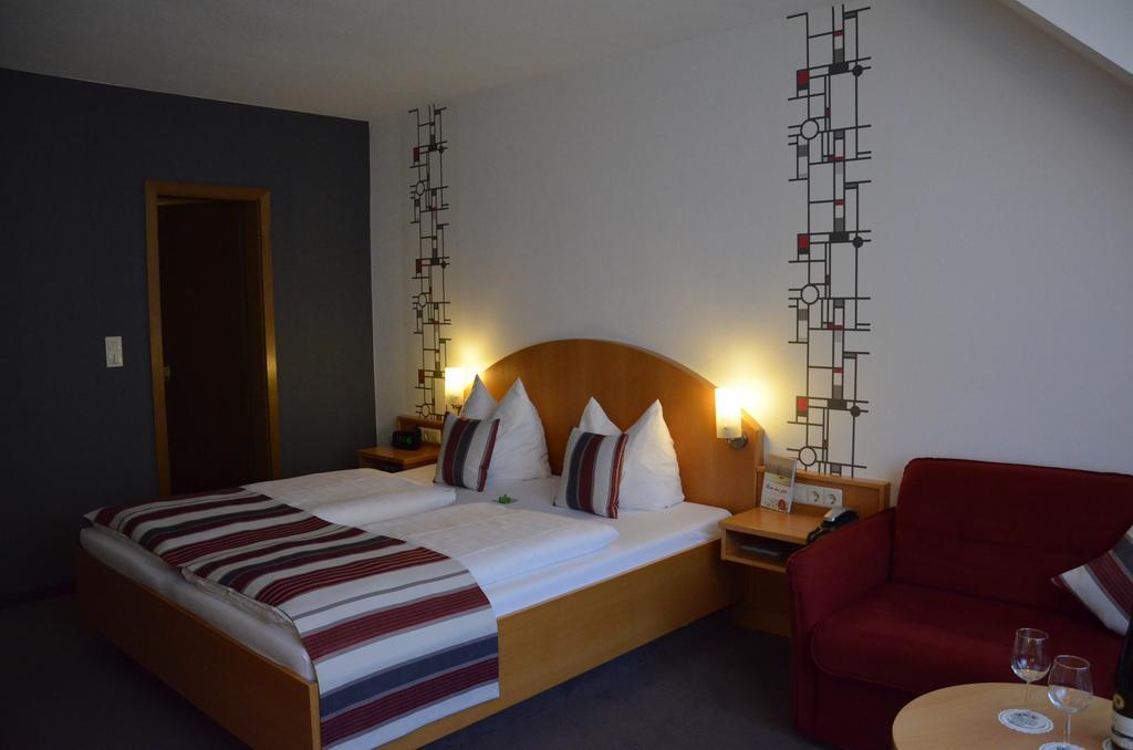 Flair Hotel Am Rosenhuegel - Garni Κόχεμ Εξωτερικό φωτογραφία
