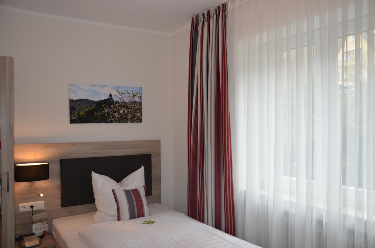 Flair Hotel Am Rosenhuegel - Garni Κόχεμ Εξωτερικό φωτογραφία