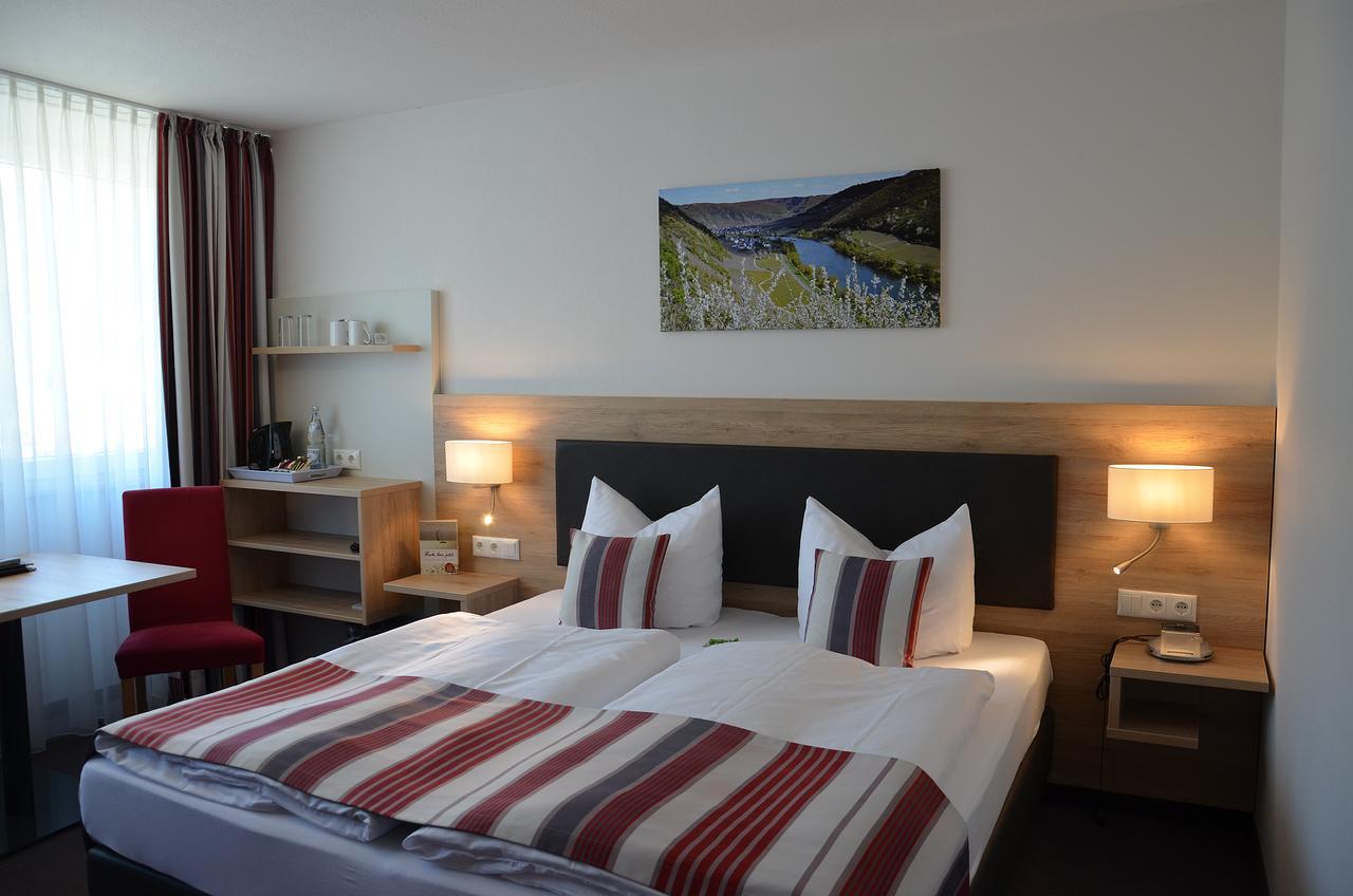 Flair Hotel Am Rosenhuegel - Garni Κόχεμ Εξωτερικό φωτογραφία